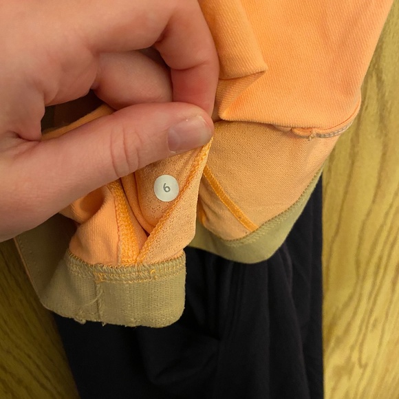 Lululemon tank top with built in sports bra - Picture 8 of 9